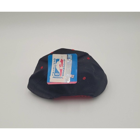 Vintage Chicago Bulls Looney Tunes Youth Snapback Cap W Tags Taz FreshCaps NBA - Picture 3 of 12
